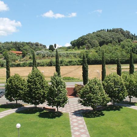 Hotel Portavaldera Peccioli ภายนอก รูปภาพ