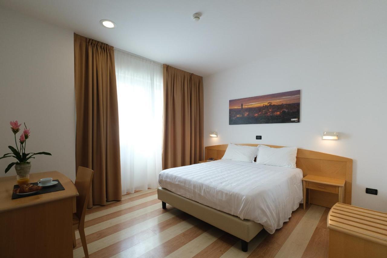 Hotel Portavaldera Peccioli ภายนอก รูปภาพ
