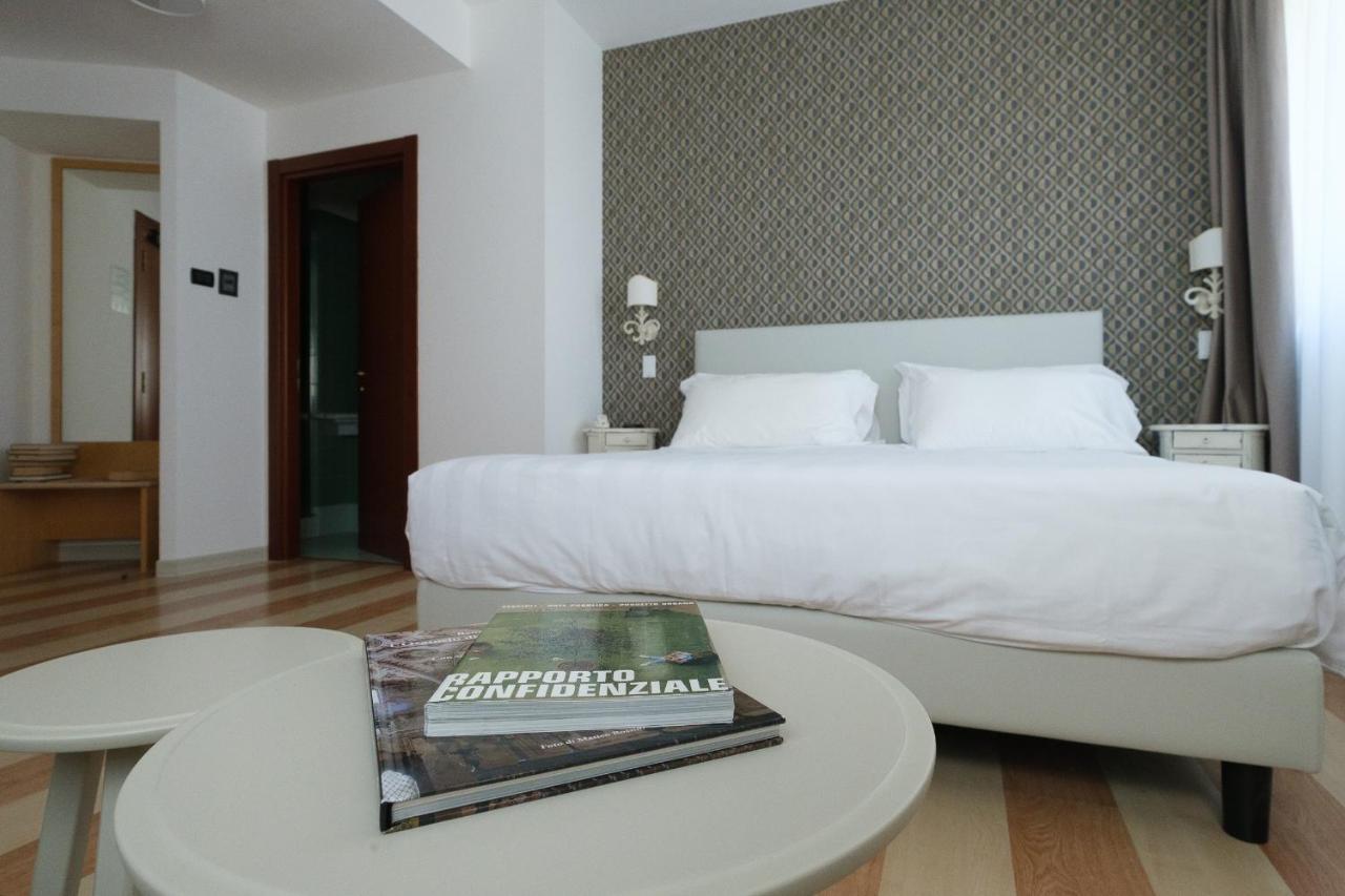 Hotel Portavaldera Peccioli ภายนอก รูปภาพ